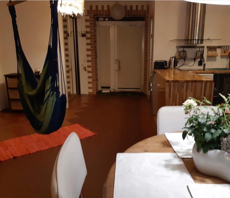 2 Story Studio Apartment Free Parking Included Rīga Exterior foto